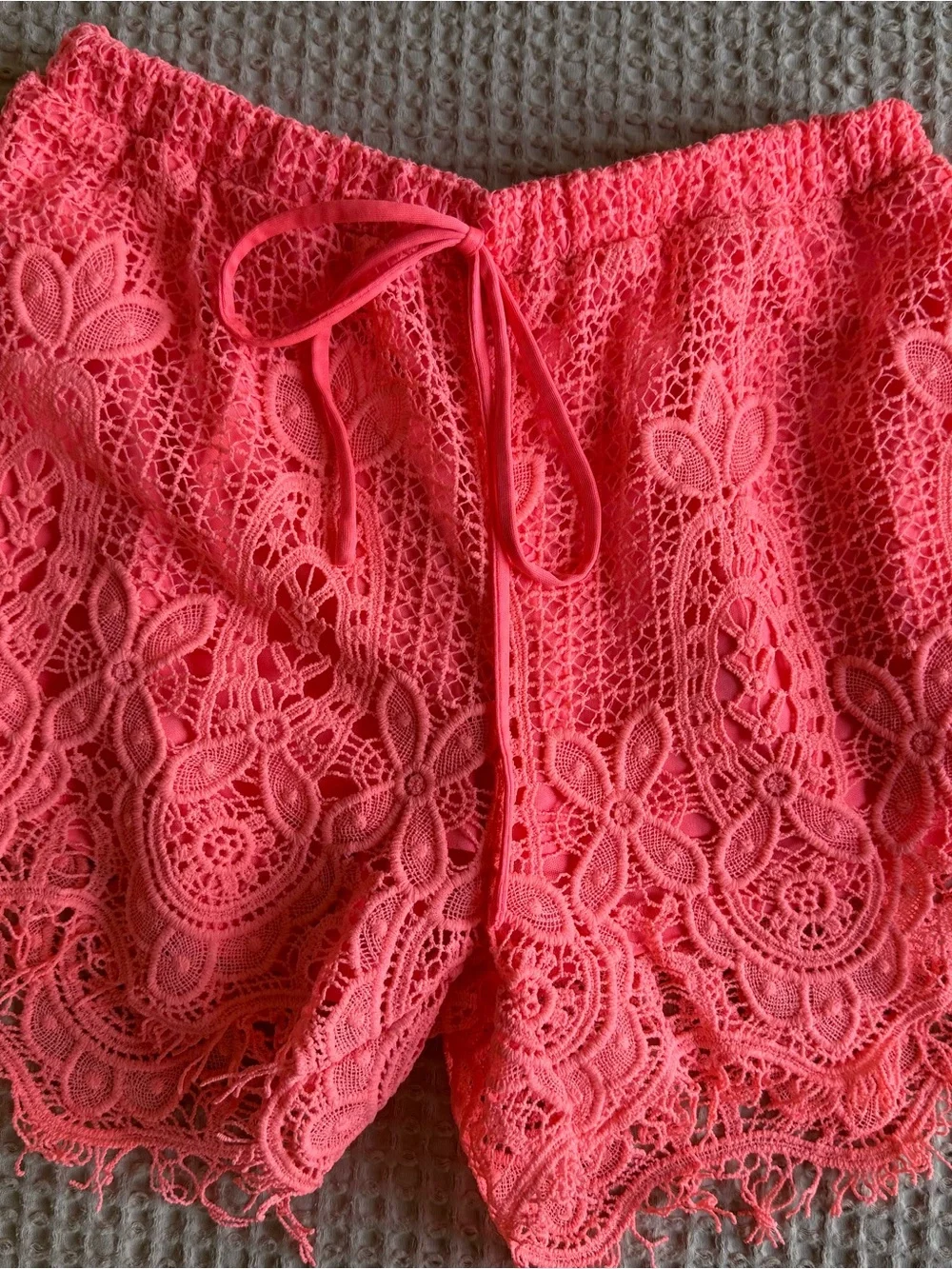 Alya Pink Crochet Lace Drawstring Shorts size Small